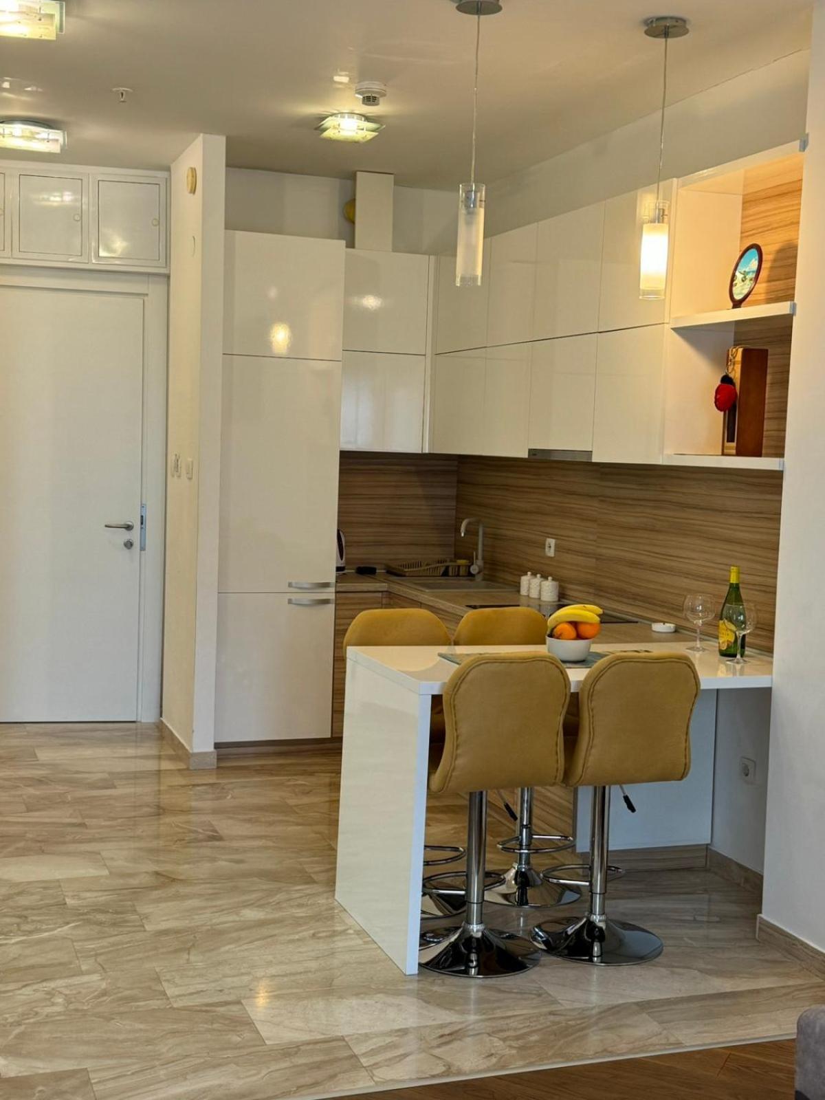 Apartman Anna Tre Canne Budva Eksteriør bilde